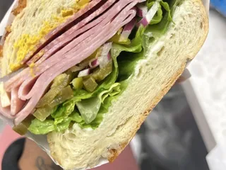 Avenue Fine Food Market