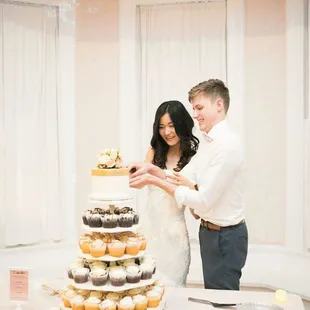 Wedding cupcake tower dream!