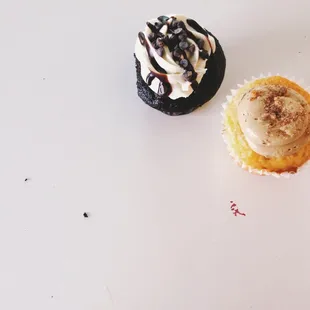 black bottom + blueberry streusel.