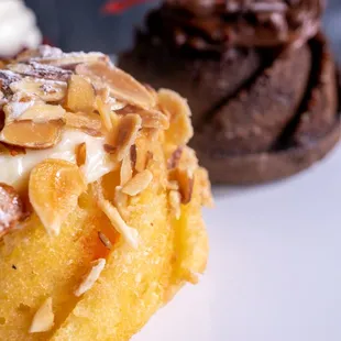 Burnt Almond Mini Bundt Cake