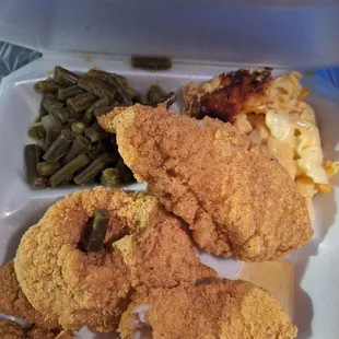 Catfish green beans mac n cheese