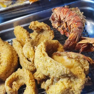 Catfish &amp; fried lobster tales