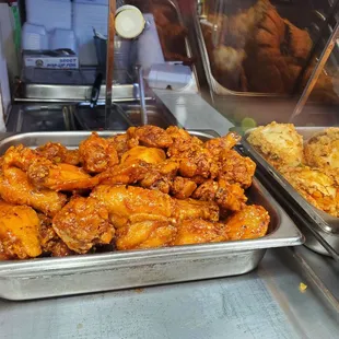 Hot honey wings &amp; fried lobster