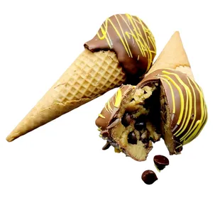 Cone Creations - Chocolate Chip Cookie Dough Cones!