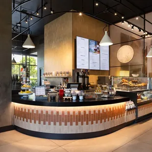 Pollen and Pour Cafe
