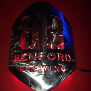 a sign for ben ford brewing