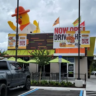 Finally open on E. Colonial