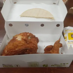 3 piece chicken with tortillas.