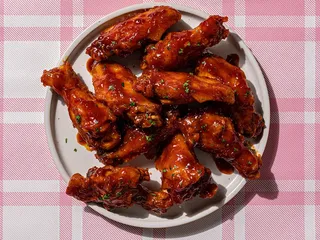 Jolene's Wings + Beer