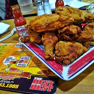 food, chicken wings, bbq chicken, poultry, chicken wings and fried chicken, fried chicken wings, chicken, bbq wings, fried chicken