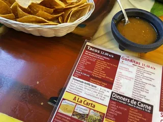 Taqueria Nuestra Familia