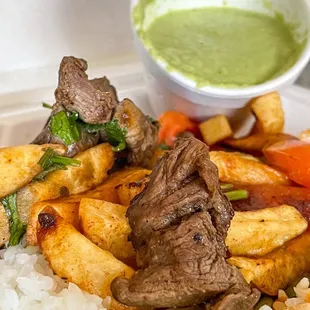 Lomo saltado