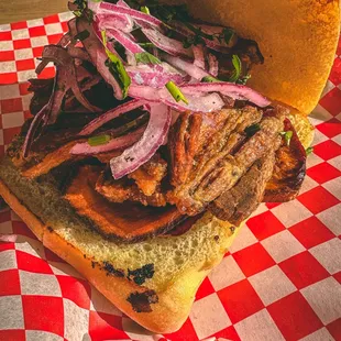 Best pan con chicharron