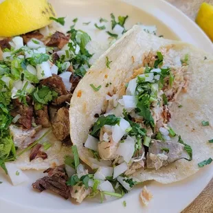 Carntas and asada tacos