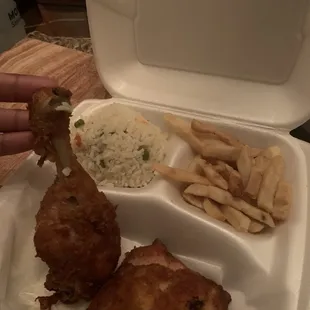 Pollo Shaddai, sides - rice and fries