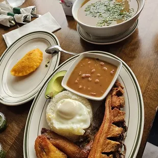 42. Bandeja Tipica   Country Platter