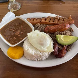 41. Bandeja Campesina   Country Platter
