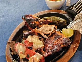 Al Carbon Pollos Asados