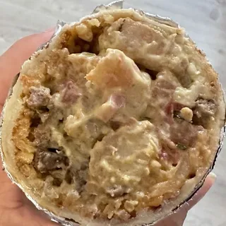 Mar y Tierra Burrito