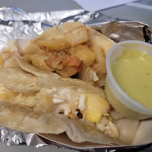Potato and egg with cheese, and papa a la mexicana