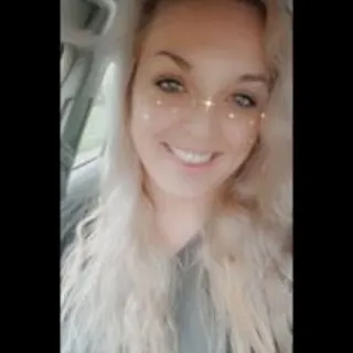 Nikki H.