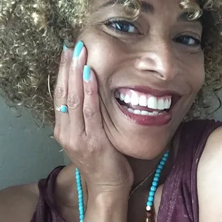 Dawnielle R.