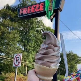 Ice cream. Store sign