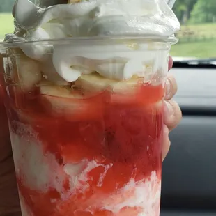 Upside down banana split