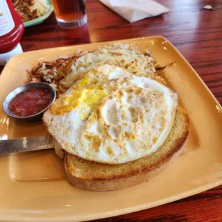 Avocado Toast w/ Egg