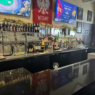 Full Bar