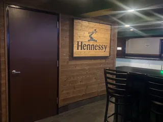 Hertsch's Package Goods & Tavern