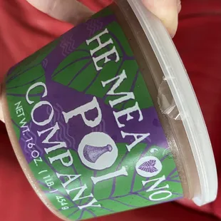 You can buy fresh poi from Pomai Kūlolo's food stall at the farmer's market