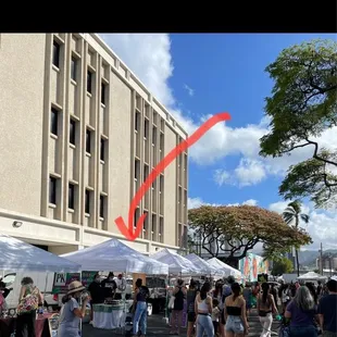 Pomai Kūlolo food stall at Kaka'ako Farmers Market 210 Ward Avenue