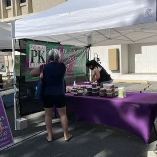 1/15/2022 Oh! My husband is wanting to get a container of fresh poi. Tsk, he was complaining earlier