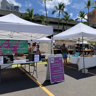 Yesss!  Both of our fave vendors are here today.