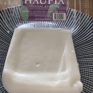 Plain haupia (Hawaiian coconut pudding)