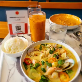Green Curry-seafood, veggies, coconut milk, Kaffir lime, basil.. AMAZING!!