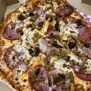 Rocky's Special Pizza - Pepperoni, Sausage, Canadian Bacon and Hamburger