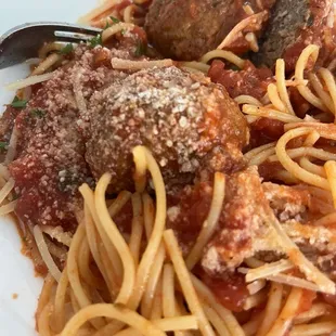 Spaghetti &amp; meatballs