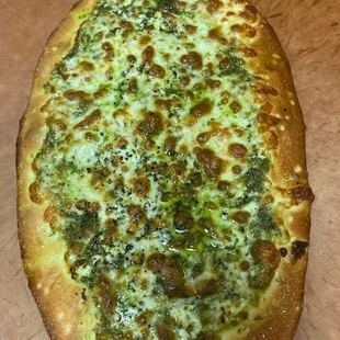 Flat pesto bread appetizer