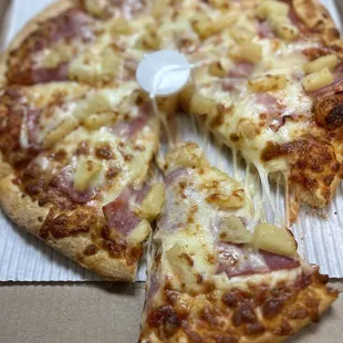 hawaiian pizza