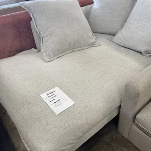 Brand new condition lounger! And I got it for $87!!!