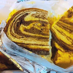 Pompei&apos;s State Street -- reuben