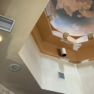 Pretty domed ceiling needs some TLC.