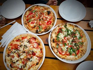Punch Neapolitan Pizza - Maple Grove