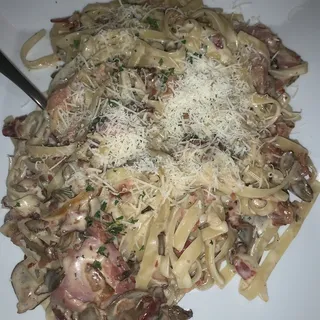 Fettuccine Carbonara