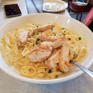 Chicken Alfredo