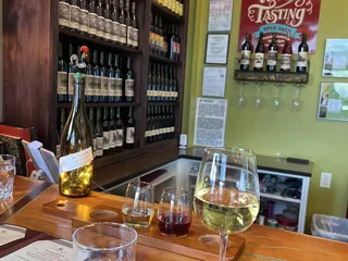 Vino Salida Wine Bar