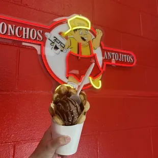 Bubble waffle with Rocky Road