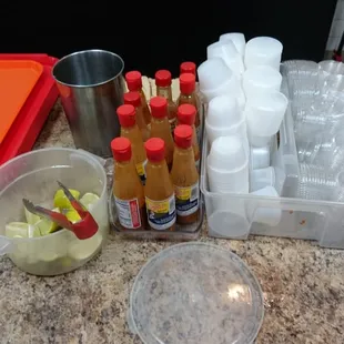 Hot sauce to go containers